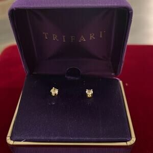 Trifari Esrrings